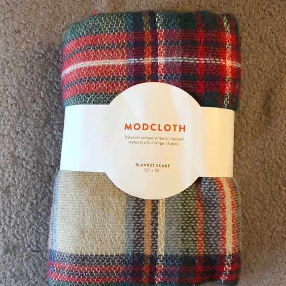Modcloth Accessories - ModCloth Blanket scarf 55”x55” NWT